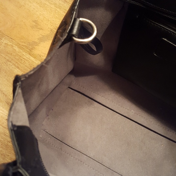 Kenneth Cole Reaction black tote - Picture 3 of 7